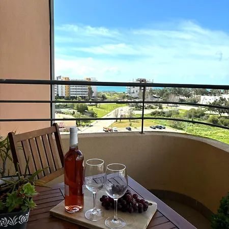 Portimao, Da Rocha アパート *
